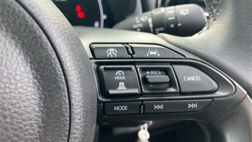 Toyota Yaris 1.5 Hybrid Design 5dr CVT Hybrid Hatchback - Image 29