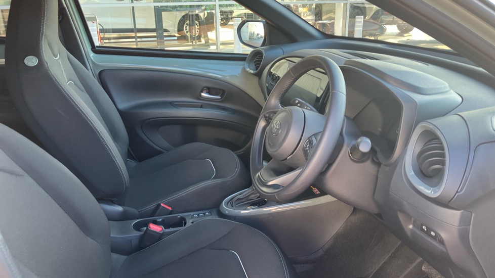 Toyota Aygo X 1.5 Hybrid Design 5dr CVT Hybrid Hatchback - Image 12