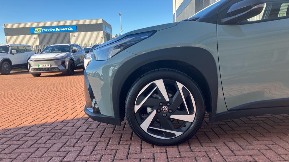 Toyota Aygo X 1.5 Hybrid Design 5dr CVT Hybrid Hatchback - Image 25