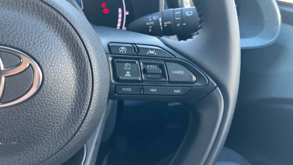 Toyota Aygo X 1.5 Hybrid Design 5dr CVT Hybrid Hatchback - Image 29