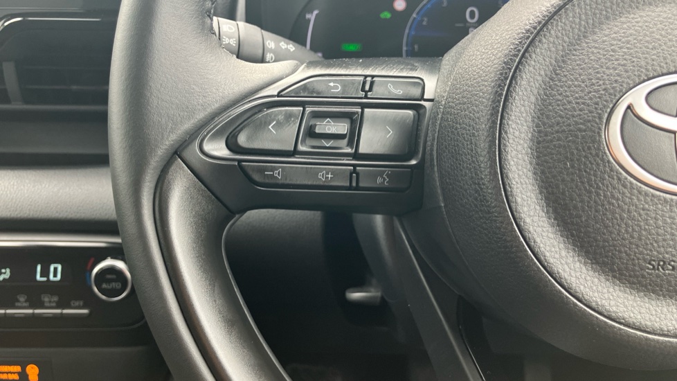Toyota Yaris 1.5 Hybrid Design 5dr CVT Hybrid Hatchback - Image 34