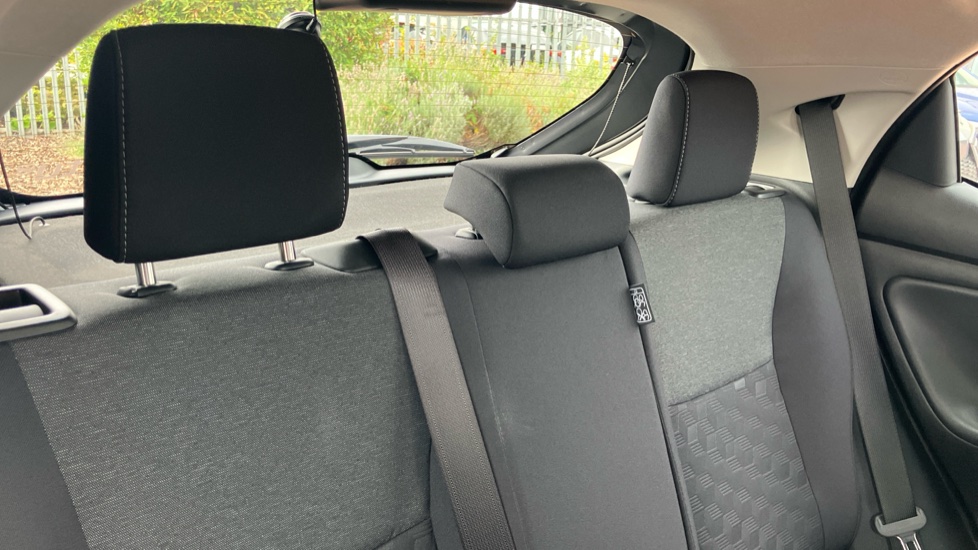 Toyota Yaris 1.5 Hybrid Design 5dr CVT Hybrid Hatchback - Image 35