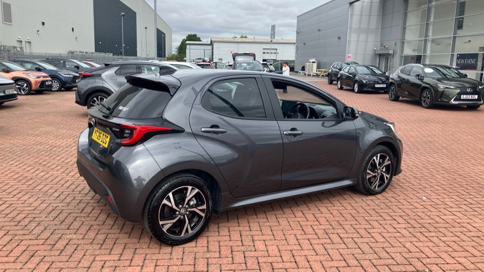 Toyota Yaris 1.5 Hybrid Design 5dr CVT Hybrid Hatchback - Image 46