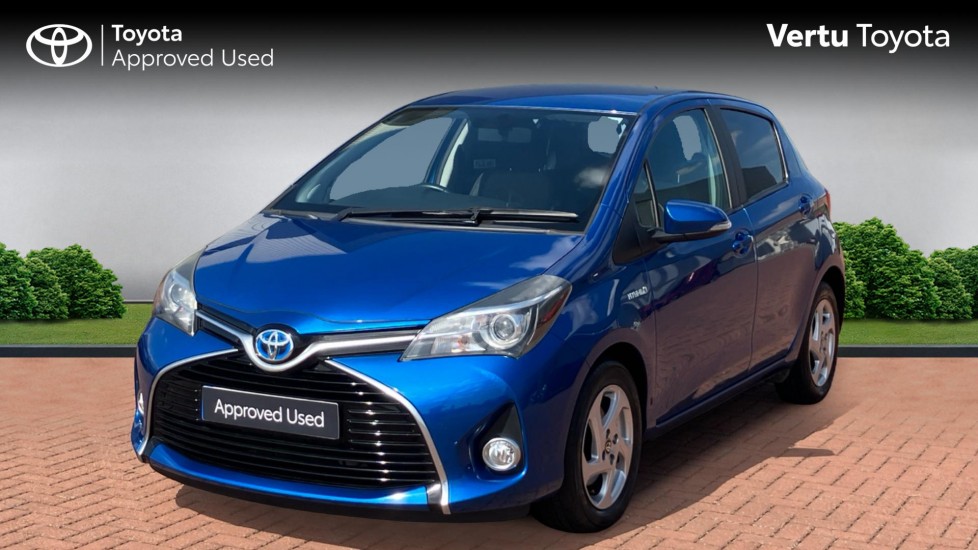 Toyota Yaris 1.5 Hybrid Icon 5dr CVT Hybrid Hatchback - Image 3