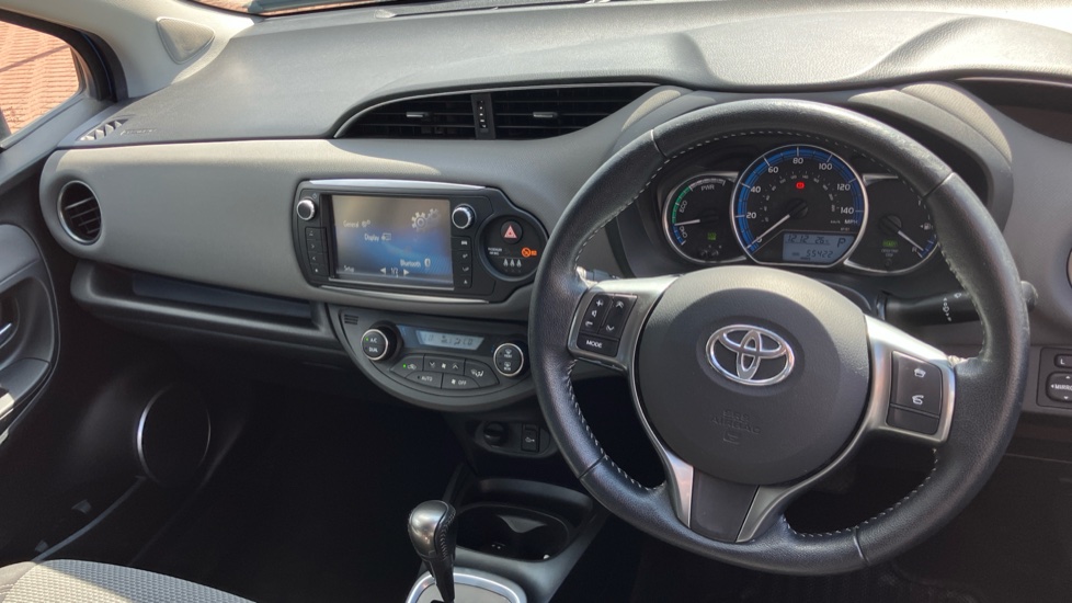 Toyota Yaris 1.5 Hybrid Icon 5dr CVT Hybrid Hatchback - Image 6