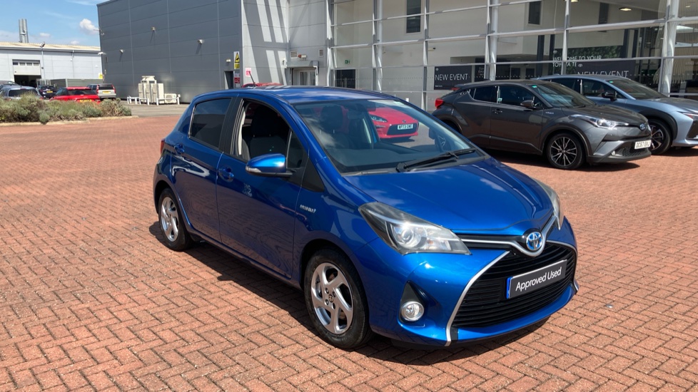 Toyota Yaris 1.5 Hybrid Icon 5dr CVT Hybrid Hatchback - Image 45