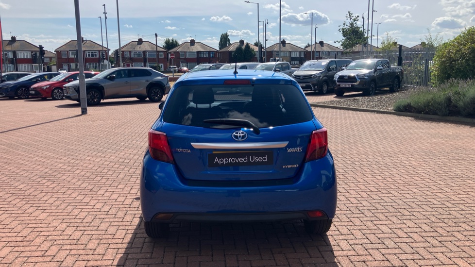 Toyota Yaris 1.5 Hybrid Icon 5dr CVT Hybrid Hatchback - Image 48