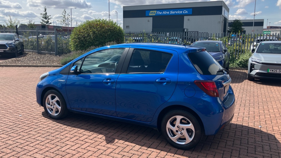 Toyota Yaris 1.5 Hybrid Icon 5dr CVT Hybrid Hatchback - Image 51