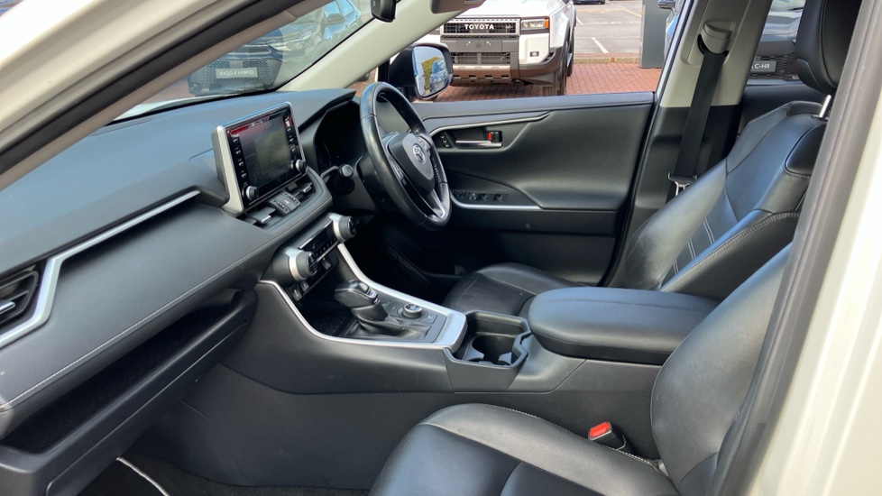 Toyota RAV4 2.5 VVT-i Hybrid Excel 5dr CVT Hybrid Estate - Image 5