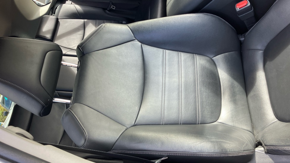 Toyota RAV4 2.5 VVT-i Hybrid Excel 5dr CVT Hybrid Estate - Image 14