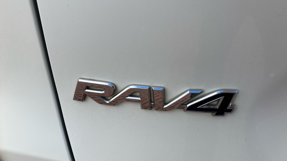 Toyota RAV4 2.5 VVT-i Hybrid Excel 5dr CVT Hybrid Estate - Image 58