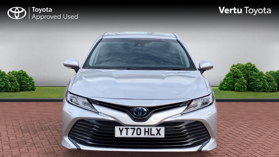 Toyota Camry 2.5 VVT-i Hybrid Design 4dr CVT Hybrid Saloon - Image 22