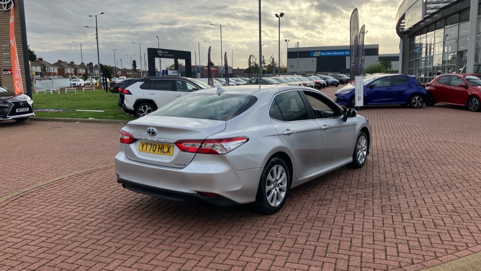 Toyota Camry 2.5 VVT-i Hybrid Design 4dr CVT Hybrid Saloon - Image 49