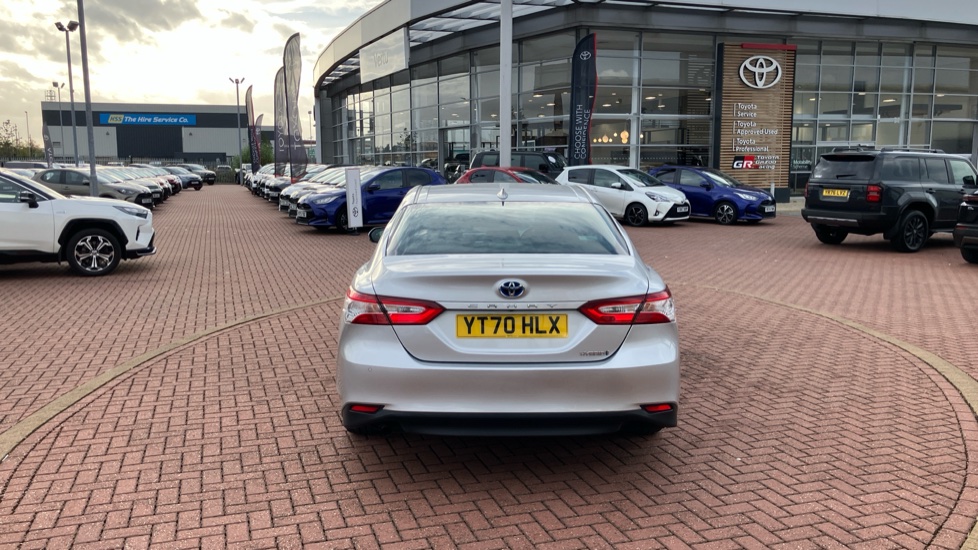 Toyota Camry 2.5 VVT-i Hybrid Design 4dr CVT Hybrid Saloon - Image 50