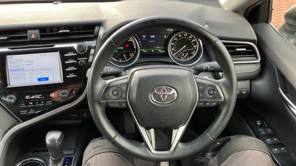 Toyota Camry 2.5 VVT-i Hybrid Design 4dr CVT Hybrid Saloon - Image 63