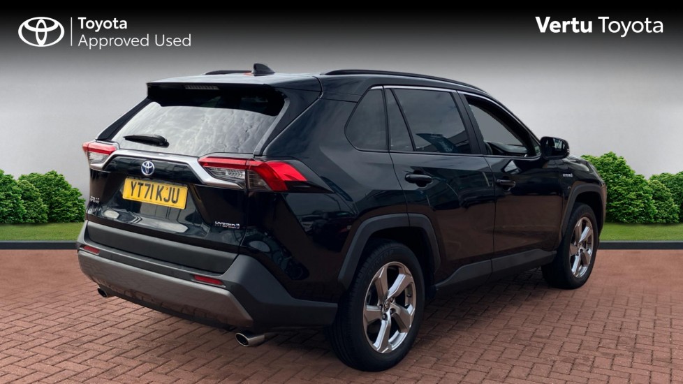 Toyota RAV4 2.5 VVT-i Hybrid Design 5dr CVT 2WD Hybrid Estate - Image 2