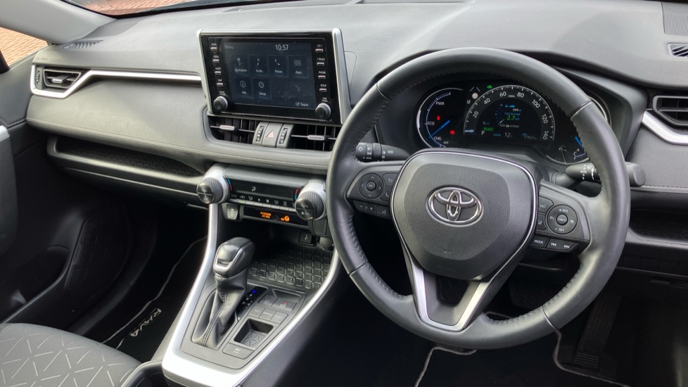 Toyota RAV4 2.5 VVT-i Hybrid Design 5dr CVT 2WD Hybrid Estate - Image 6