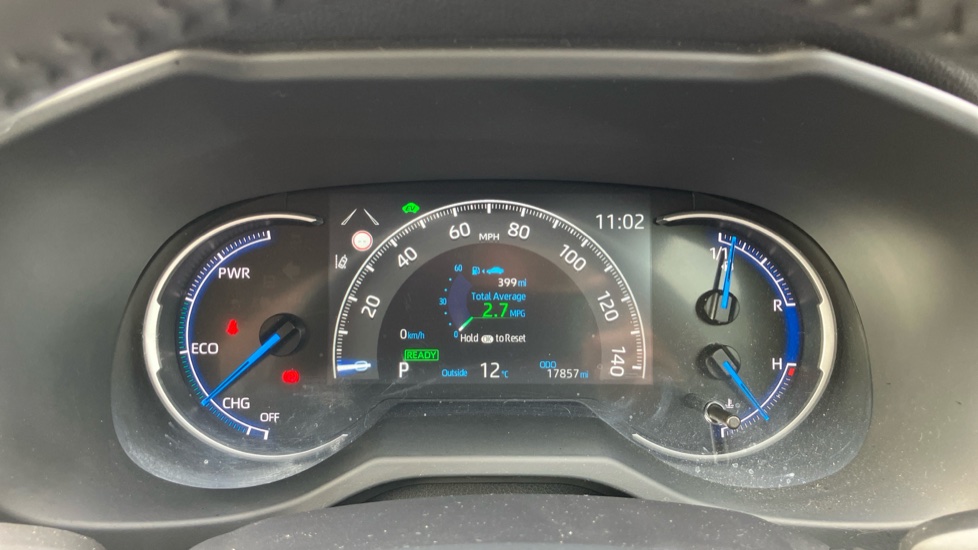 Toyota RAV4 2.5 VVT-i Hybrid Design 5dr CVT 2WD Hybrid Estate - Image 11