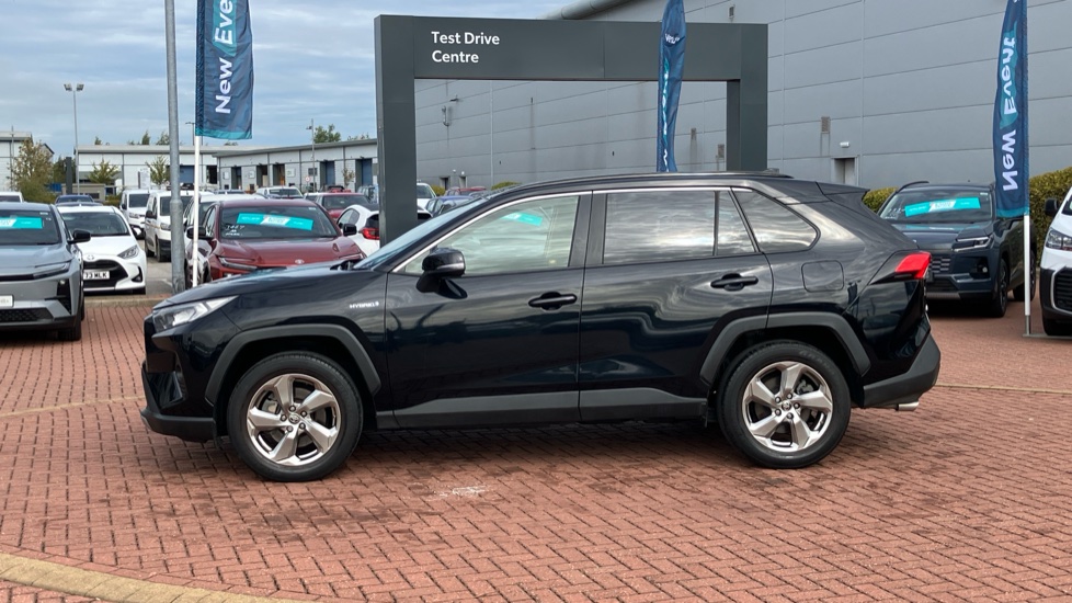 Toyota RAV4 2.5 VVT-i Hybrid Design 5dr CVT 2WD Hybrid Estate - Image 24
