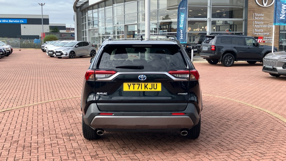Toyota RAV4 2.5 VVT-i Hybrid Design 5dr CVT 2WD Hybrid Estate - Image 26
