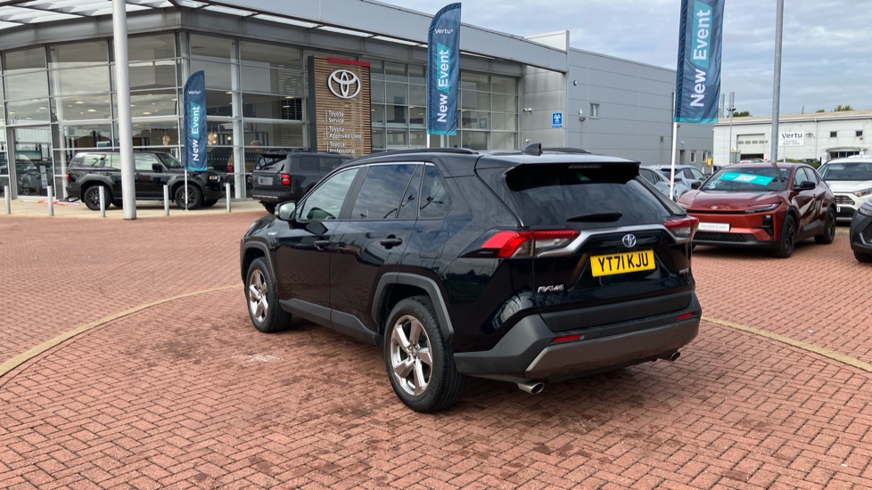 Toyota RAV4 2.5 VVT-i Hybrid Design 5dr CVT 2WD Hybrid Estate - Image 47