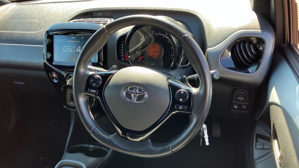 Toyota Aygo 1.0 VVT-i X-Trend TSS 5dr x-shift Petrol Hatchback - Image 7