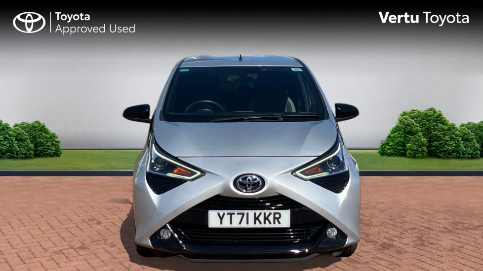 Toyota Aygo 1.0 VVT-i X-Trend TSS 5dr x-shift Petrol Hatchback - Image 22