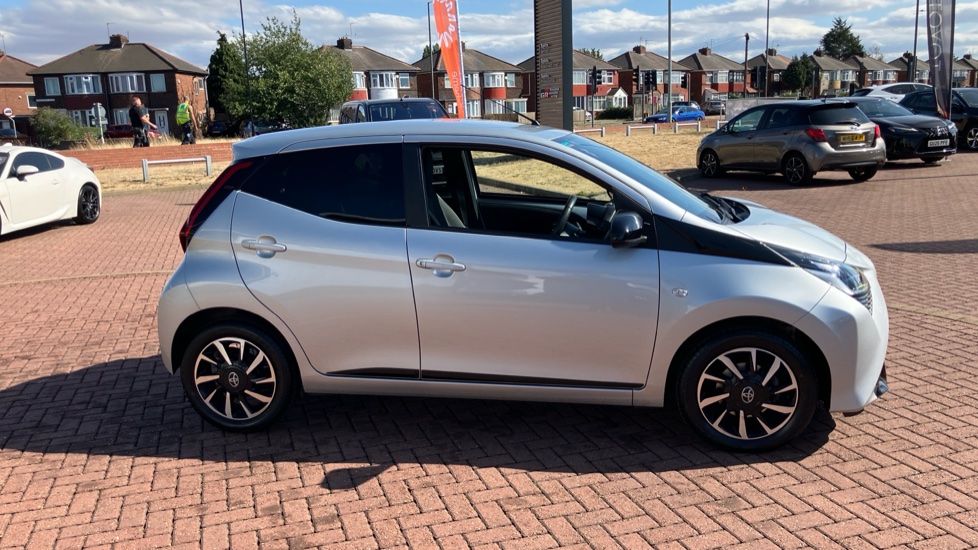 Toyota Aygo 1.0 VVT-i X-Trend TSS 5dr x-shift Petrol Hatchback - Image 48