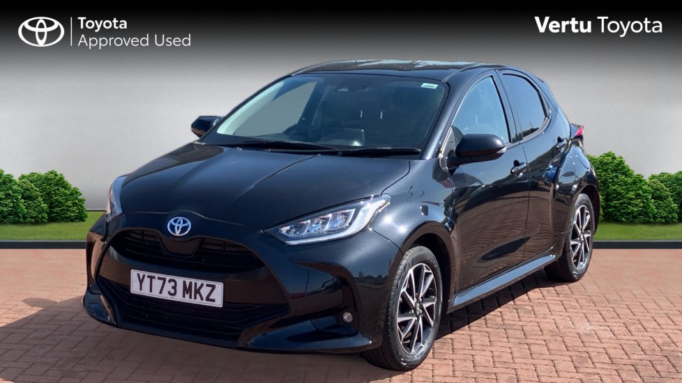 Toyota Yaris 1.5 Hybrid Design 5dr CVT Hybrid Hatchback - Image 3