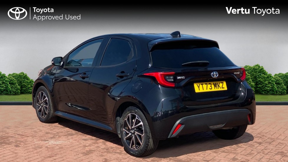 Toyota Yaris 1.5 Hybrid Design 5dr CVT Hybrid Hatchback - Image 4