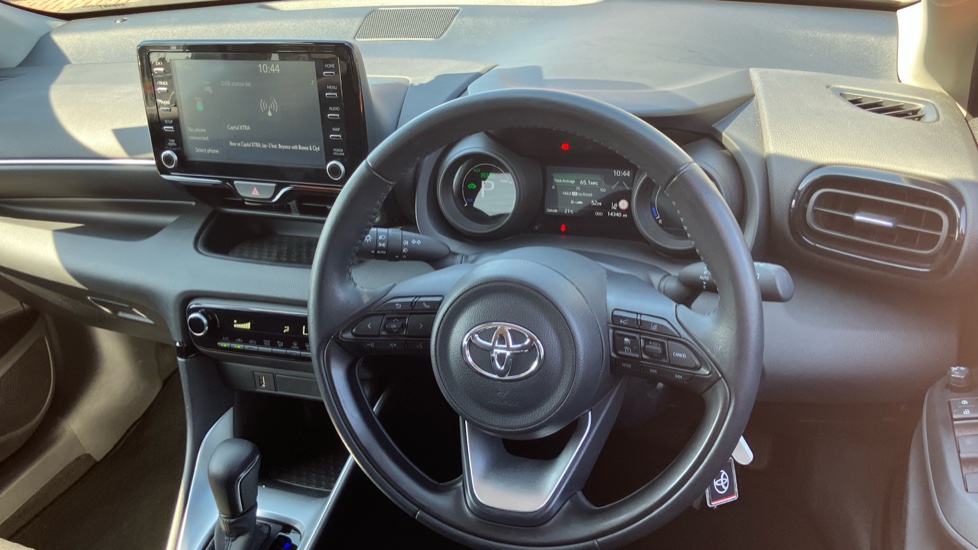 Toyota Yaris 1.5 Hybrid Design 5dr CVT Hybrid Hatchback - Image 7