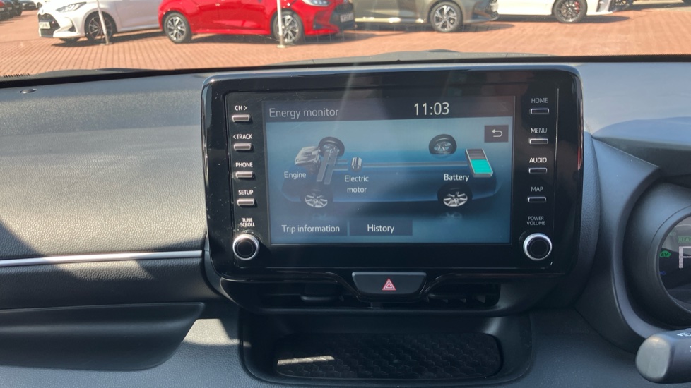 Toyota Yaris 1.5 Hybrid Design 5dr CVT Hybrid Hatchback - Image 38