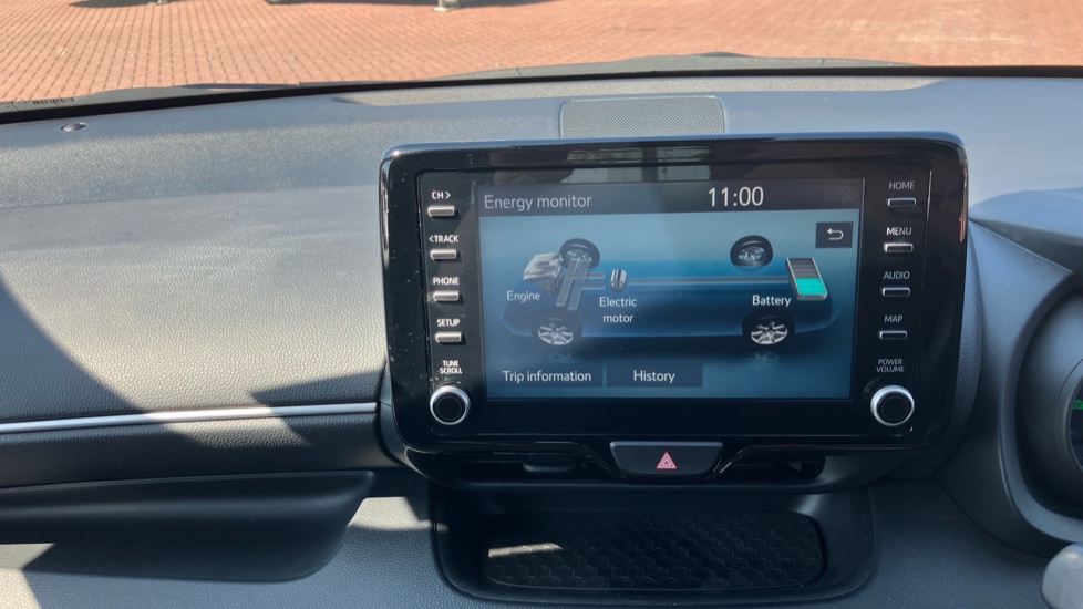 Toyota Yaris 1.5 Hybrid Design 5dr CVT Hybrid Hatchback - Image 39