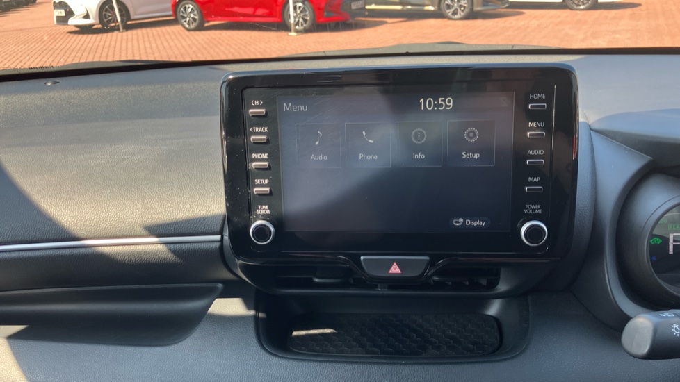 Toyota Yaris 1.5 Hybrid Design 5dr CVT Hybrid Hatchback - Image 40
