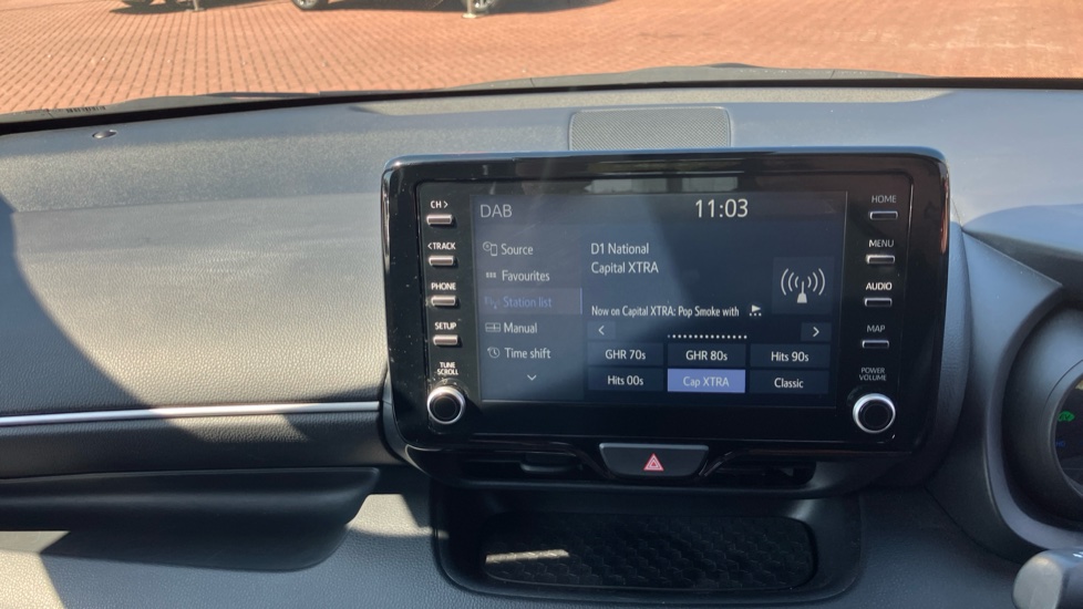 Toyota Yaris 1.5 Hybrid Design 5dr CVT Hybrid Hatchback - Image 41