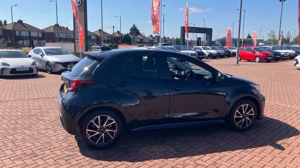 Toyota Yaris 1.5 Hybrid Design 5dr CVT Hybrid Hatchback - Image 51