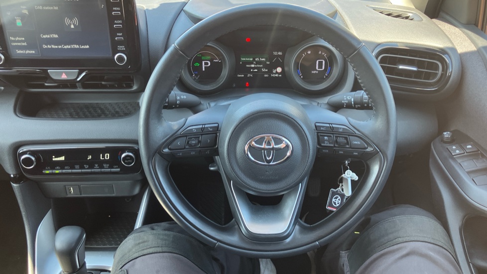 Toyota Yaris 1.5 Hybrid Design 5dr CVT Hybrid Hatchback - Image 53
