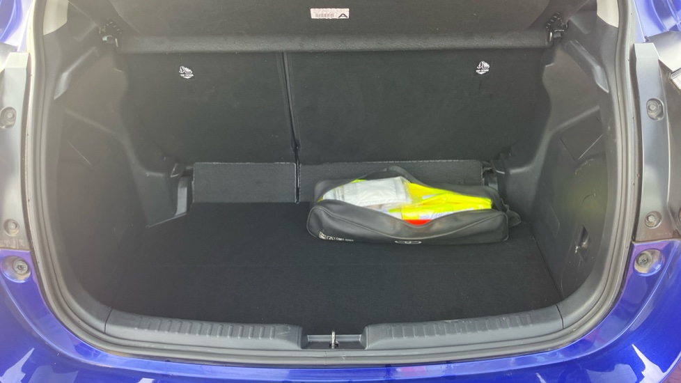 Toyota Yaris 1.5 Hybrid Design 5dr CVT Hybrid Hatchback - Image 13