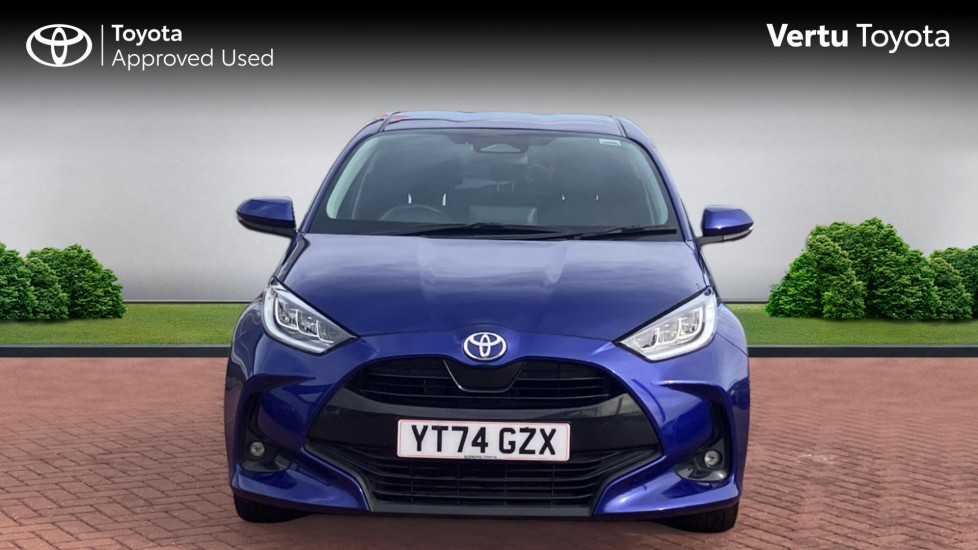 Toyota Yaris 1.5 Hybrid Design 5dr CVT Hybrid Hatchback - Image 22