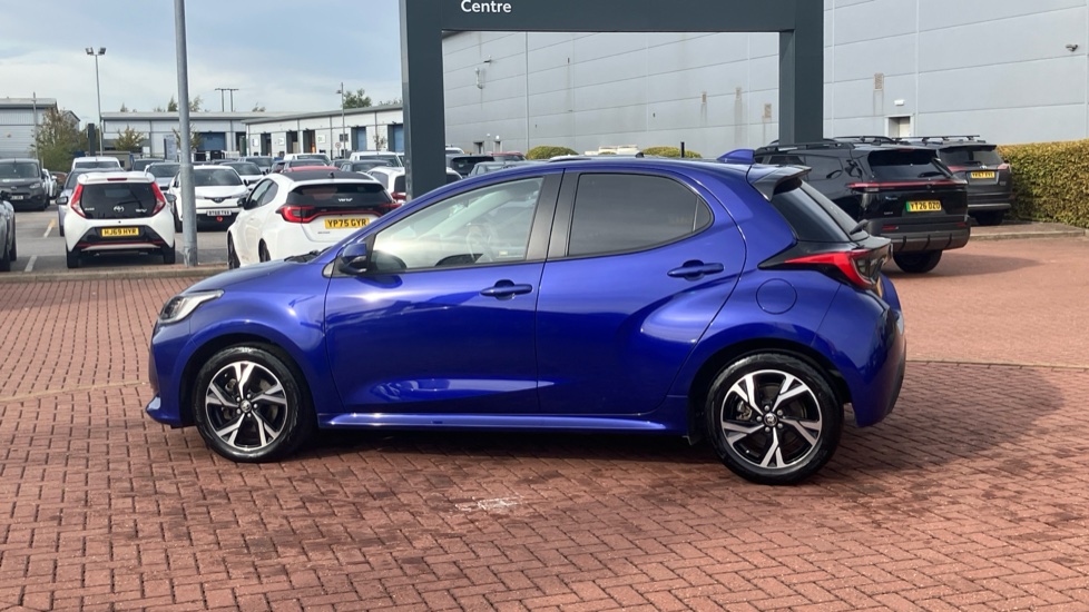 Toyota Yaris 1.5 Hybrid Design 5dr CVT Hybrid Hatchback - Image 24