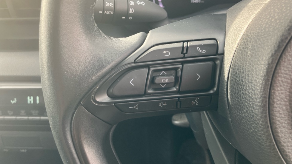 Toyota Yaris 1.5 Hybrid Design 5dr CVT Hybrid Hatchback - Image 36