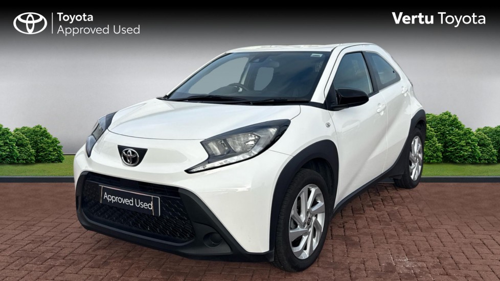Toyota Aygo X 1.0 VVT-i Pure 5dr Petrol Hatchback - Image 3