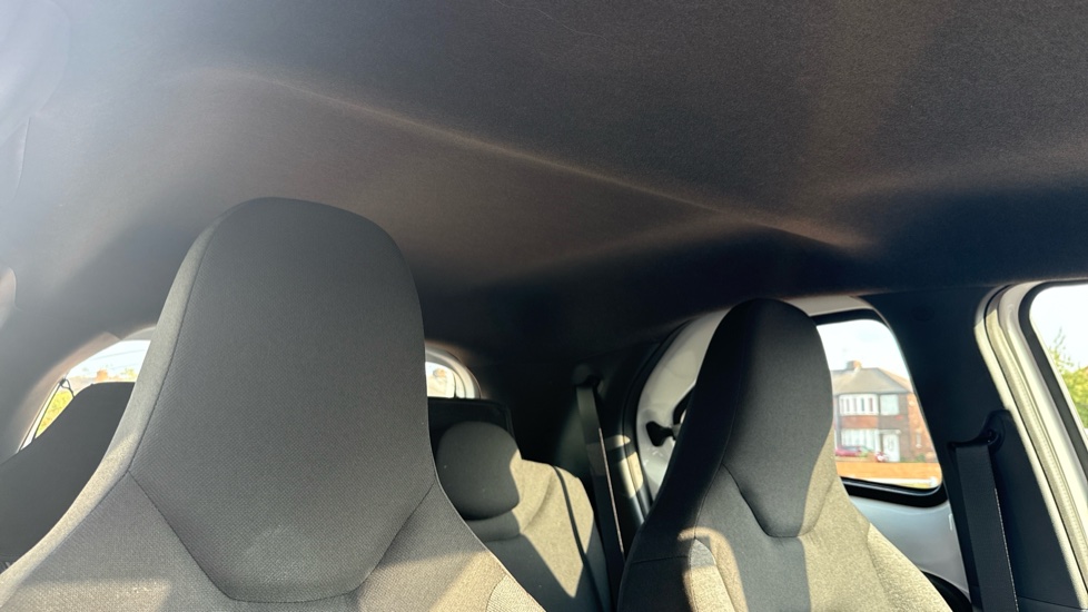 Toyota Aygo X 1.0 VVT-i Pure 5dr Petrol Hatchback - Image 19