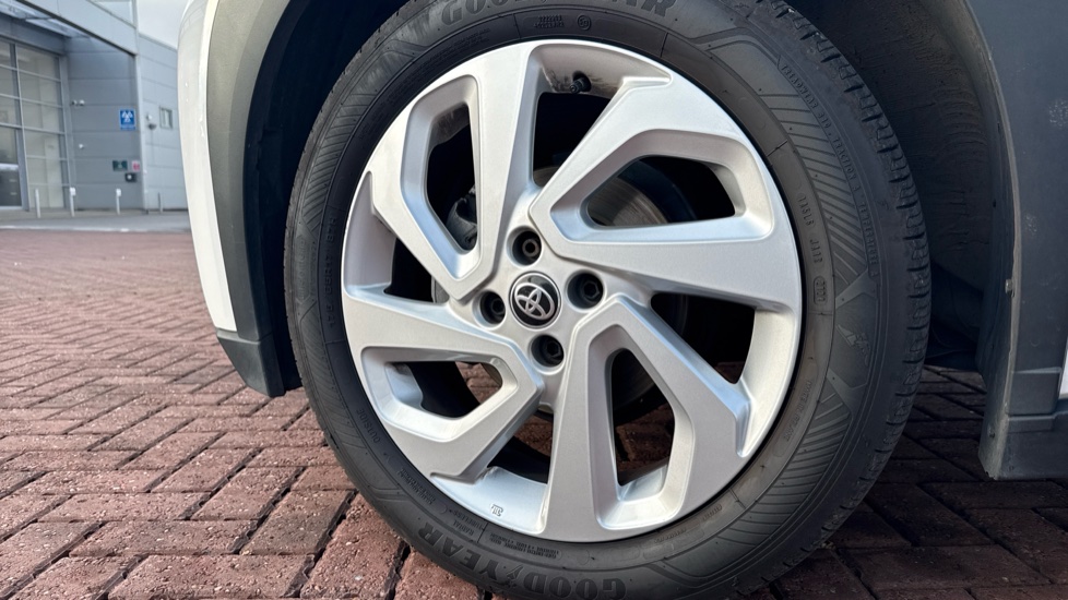 Toyota Aygo X 1.0 VVT-i Pure 5dr Petrol Hatchback - Image 25