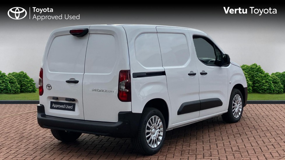 Toyota Proace City L1 Diesel 1.5D 100 Icon Van - Image 2