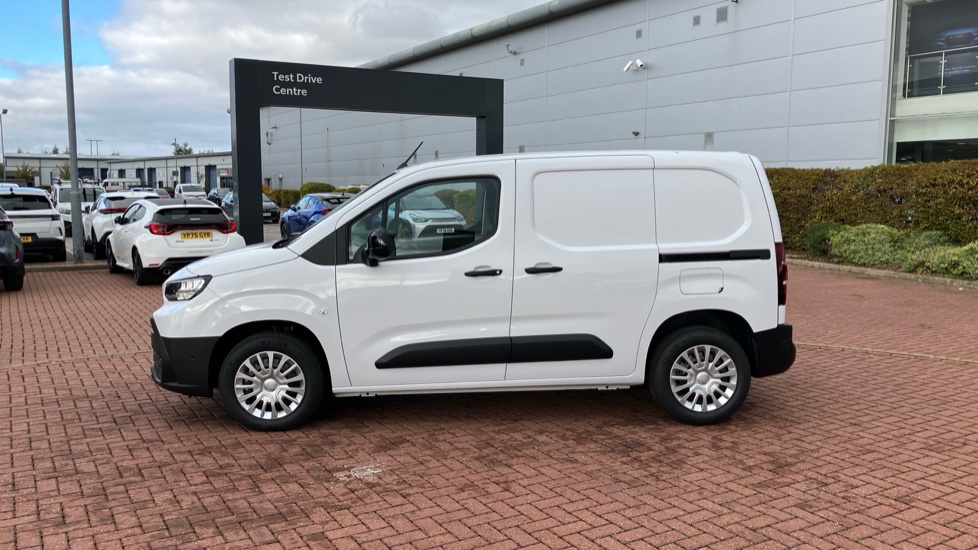 Toyota Proace City L1 Diesel 1.5D 100 Icon Van - Image 52