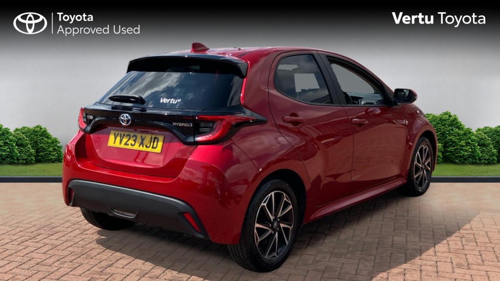Toyota Yaris 1.5 Hybrid Design 5dr CVT Hybrid Hatchback - Image 2
