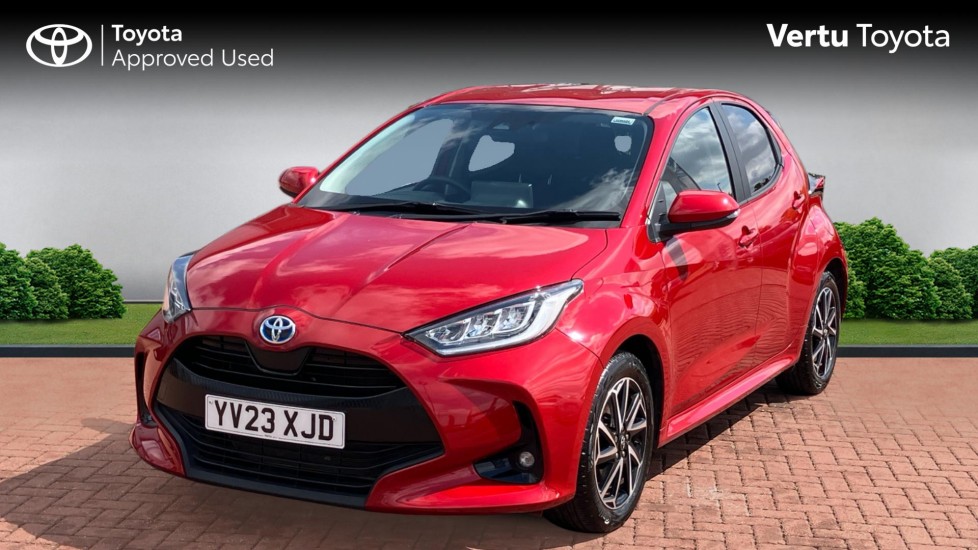 Toyota Yaris 1.5 Hybrid Design 5dr CVT Hybrid Hatchback - Image 3
