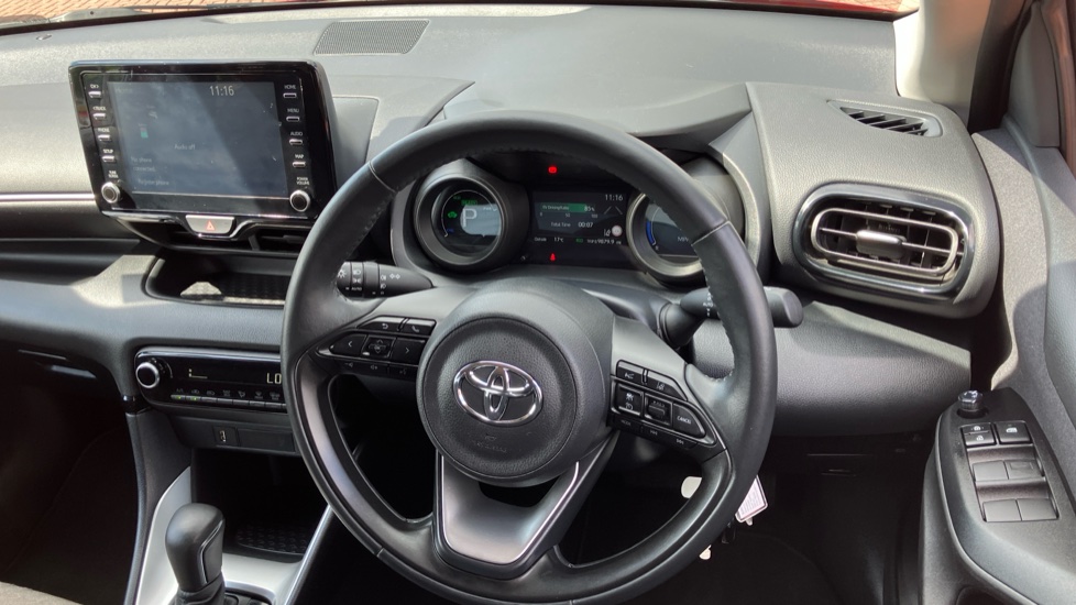 Toyota Yaris 1.5 Hybrid Design 5dr CVT Hybrid Hatchback - Image 7