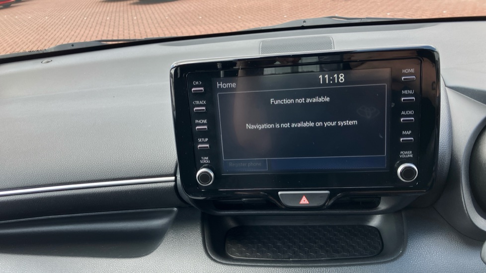 Toyota Yaris 1.5 Hybrid Design 5dr CVT Hybrid Hatchback - Image 9